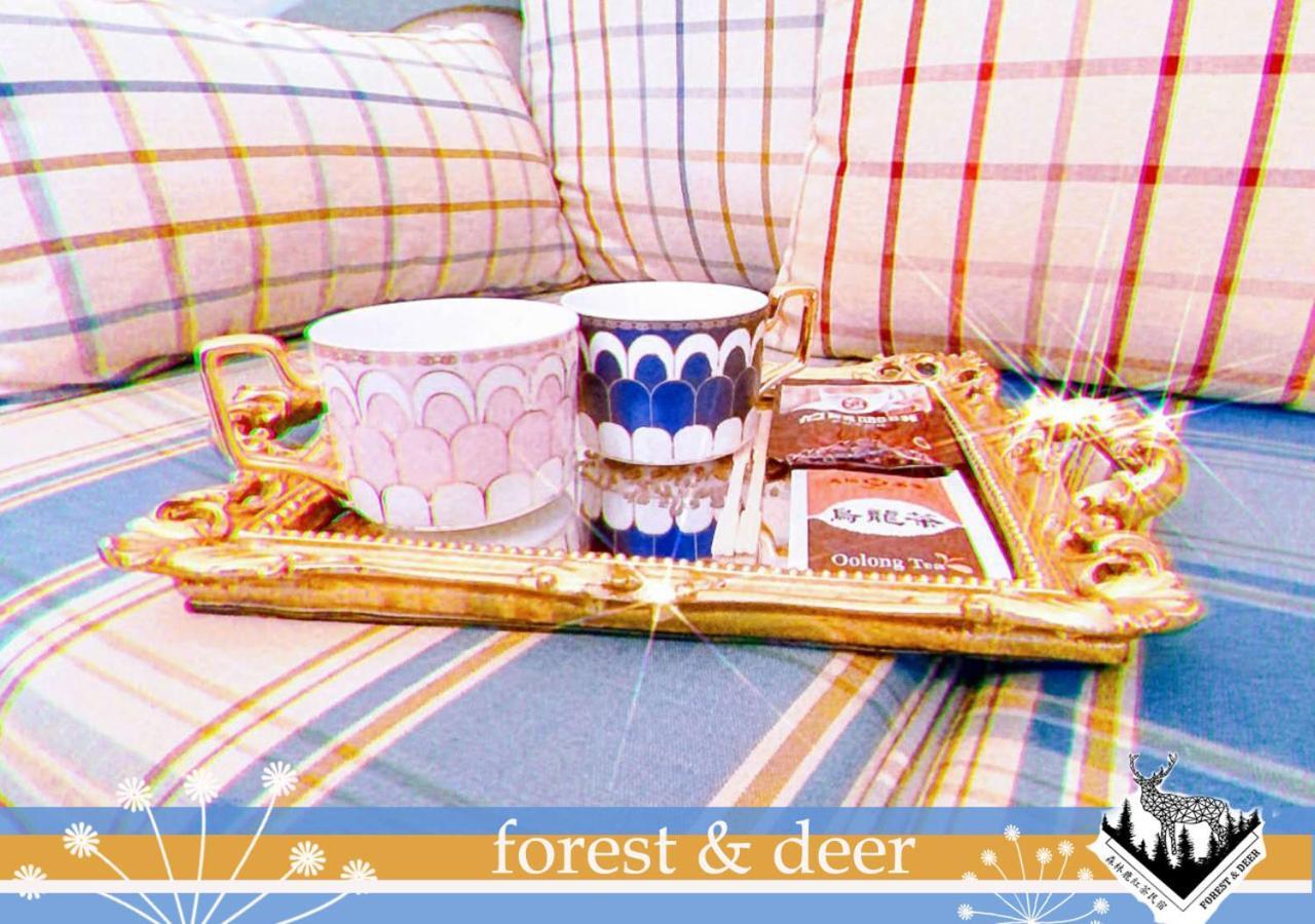 Forest Deer Black Tea Homestay ไถหนาน ภายนอก รูปภาพ