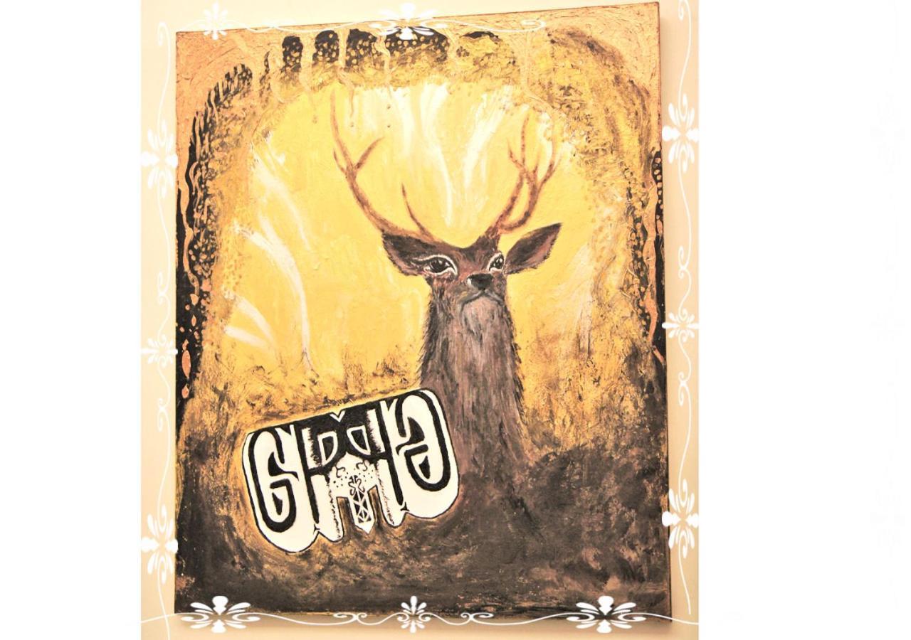 Forest Deer Black Tea Homestay ไถหนาน ภายนอก รูปภาพ
